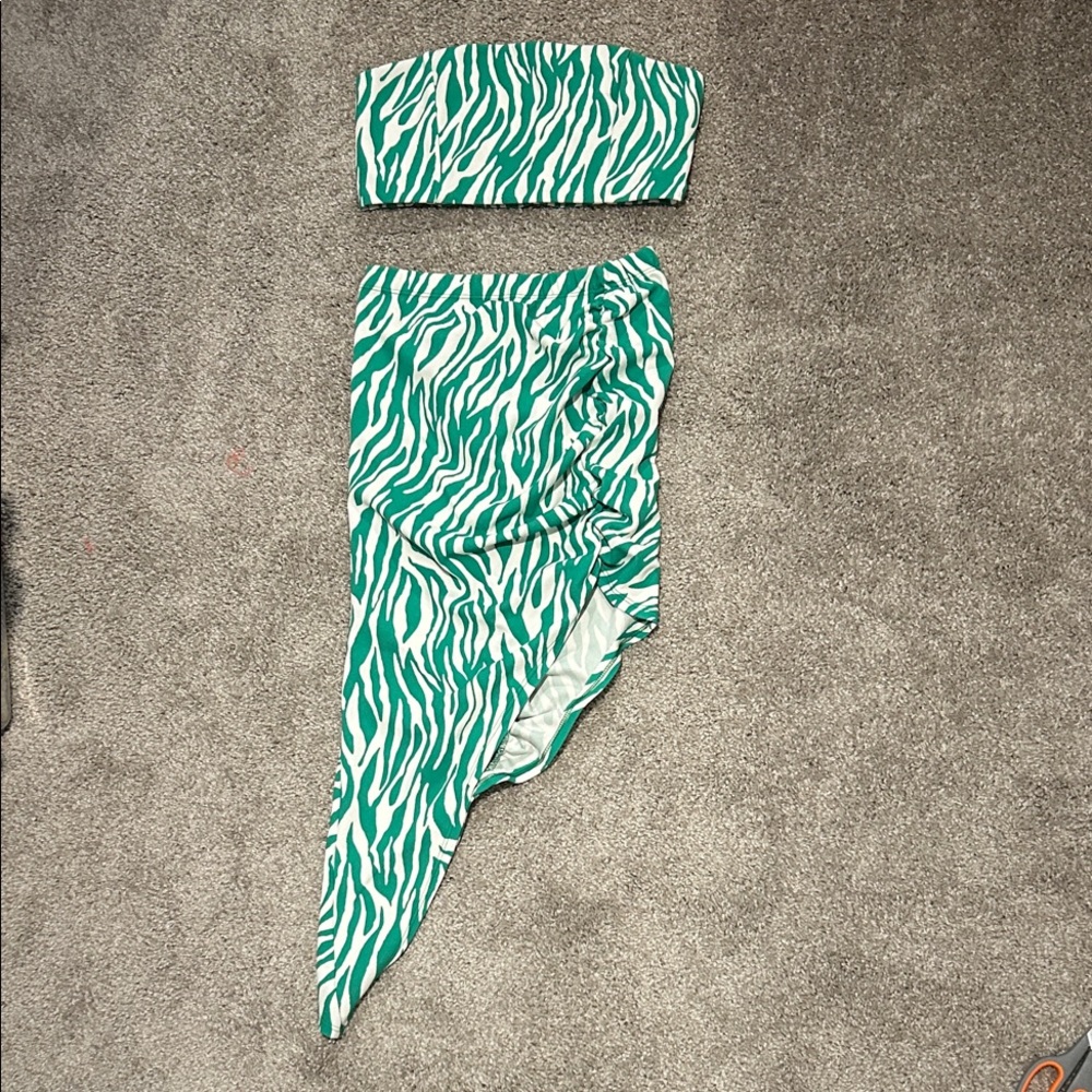 Green and White Zebra Print Two-Piece Set